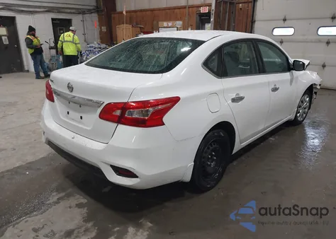 2017 Nissan Sentra S z USA, uszkodzony, nr VIN 3N1AB7AP2HY371894